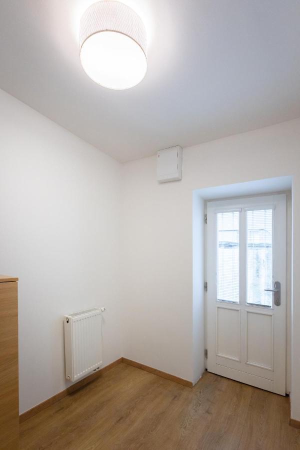 Cozy In Quiet Courtyard Near Charles Bridge Appartement